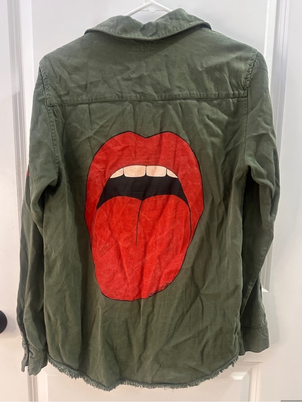 Lauren Moshi Wearable Art Green Military-Style Top with Eagle Patch Size XS EUC